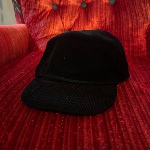 Plain black trucker hat w/ rope